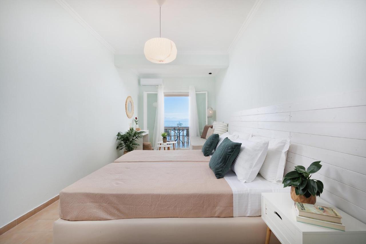 Marina Beachfront Apartment By Konnect, Ypsos Exterior photo